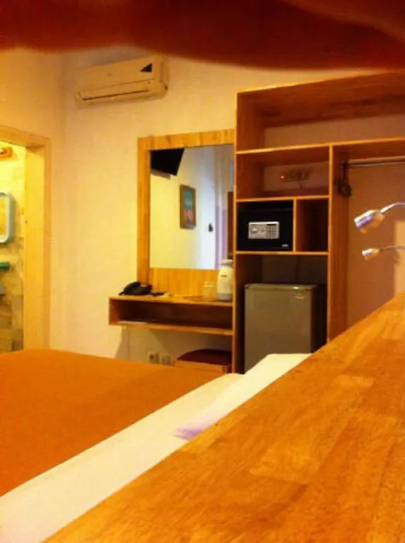 Hotel Karthi Kuta Kuta Lombok